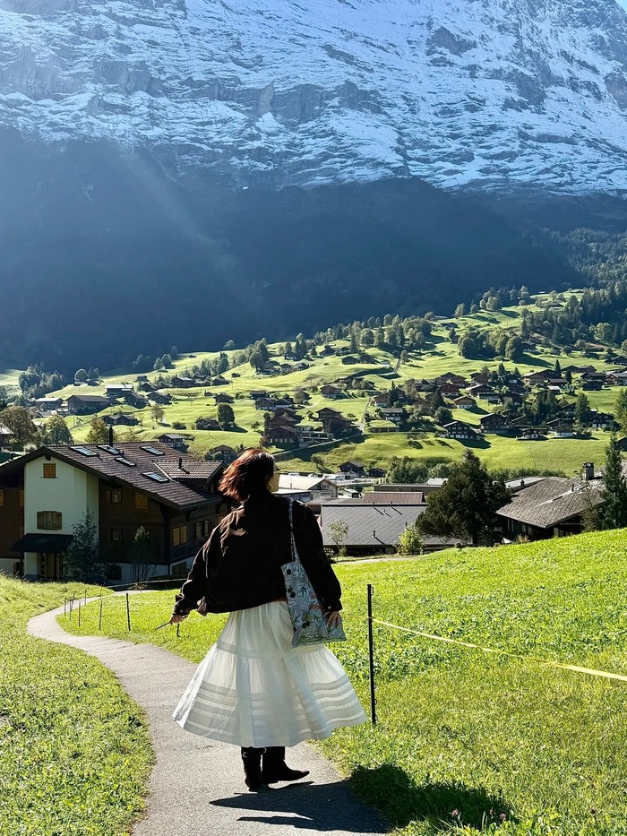 Các điểm du lịch mùa hè nổi tiếng ở châu Âu - Interlaken 