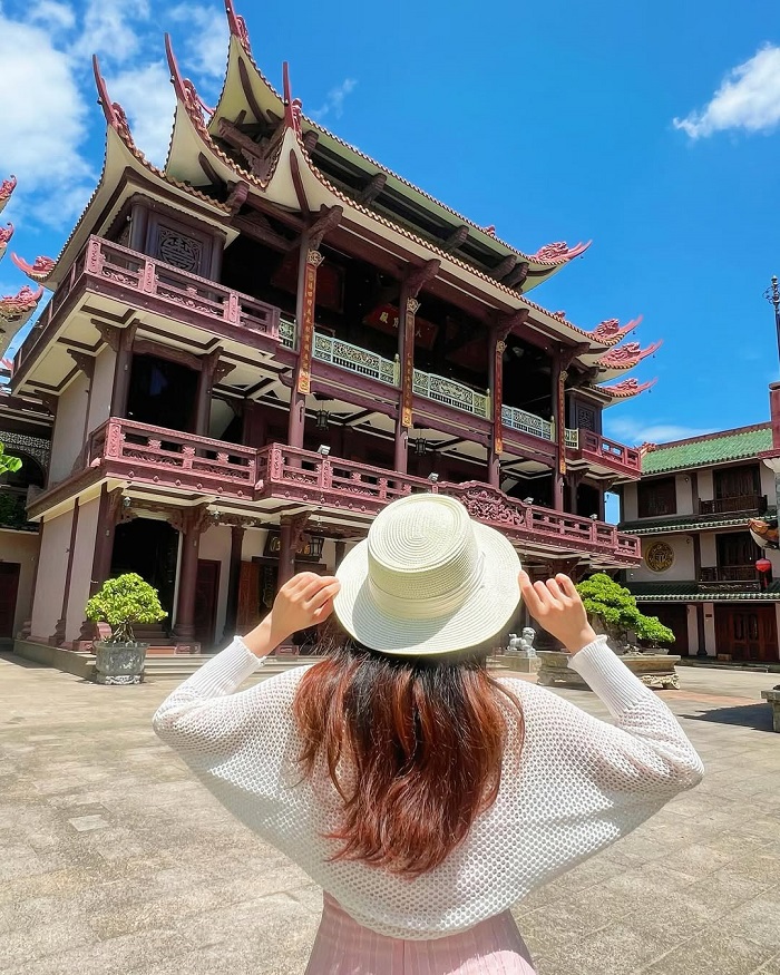 Chùa Thiên Hưng là điểm du lịch tâm linh nổi tiếng miền Trung nằm ở Bình Định 