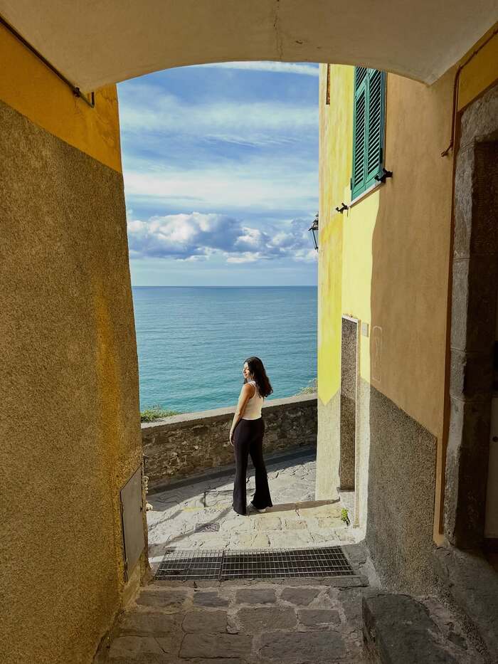 Du lịch Cinque Terre Ý - Tham quan làng Corniglia