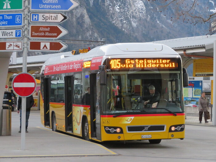 Phương tiện di chuyển đến Interlaken Thụy Sĩ là xe bus