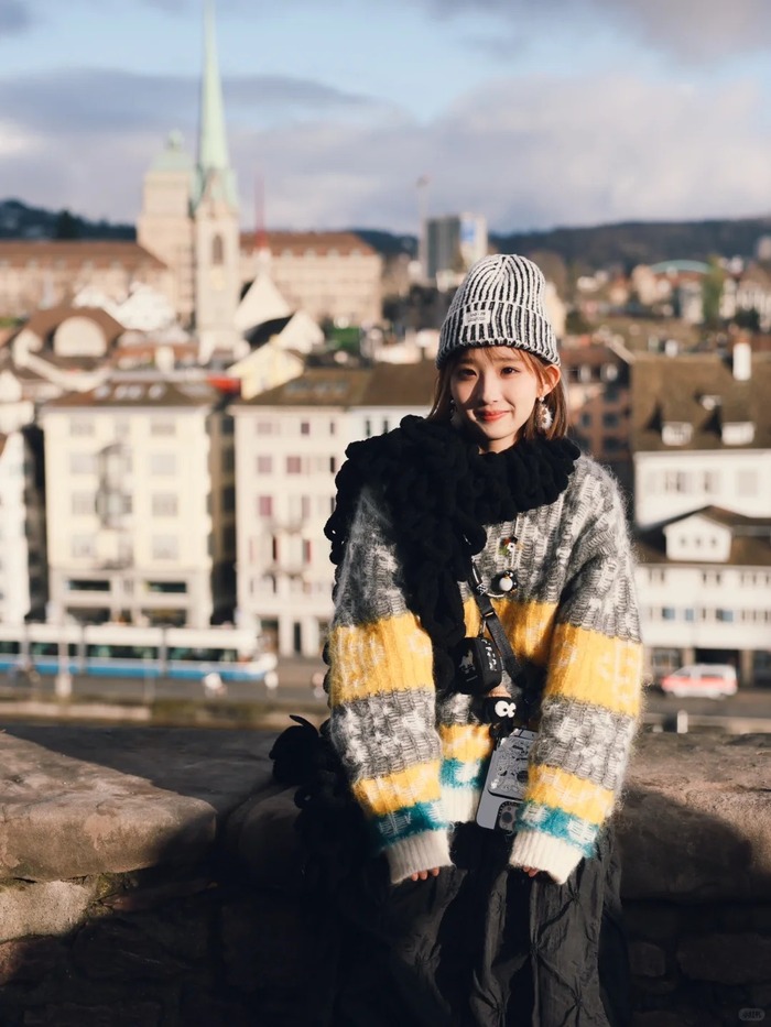 Các trải nghiệm du lịch ở hồ Zurich Thụy Sĩ - Dạo một vòng phố cổ Altstadt