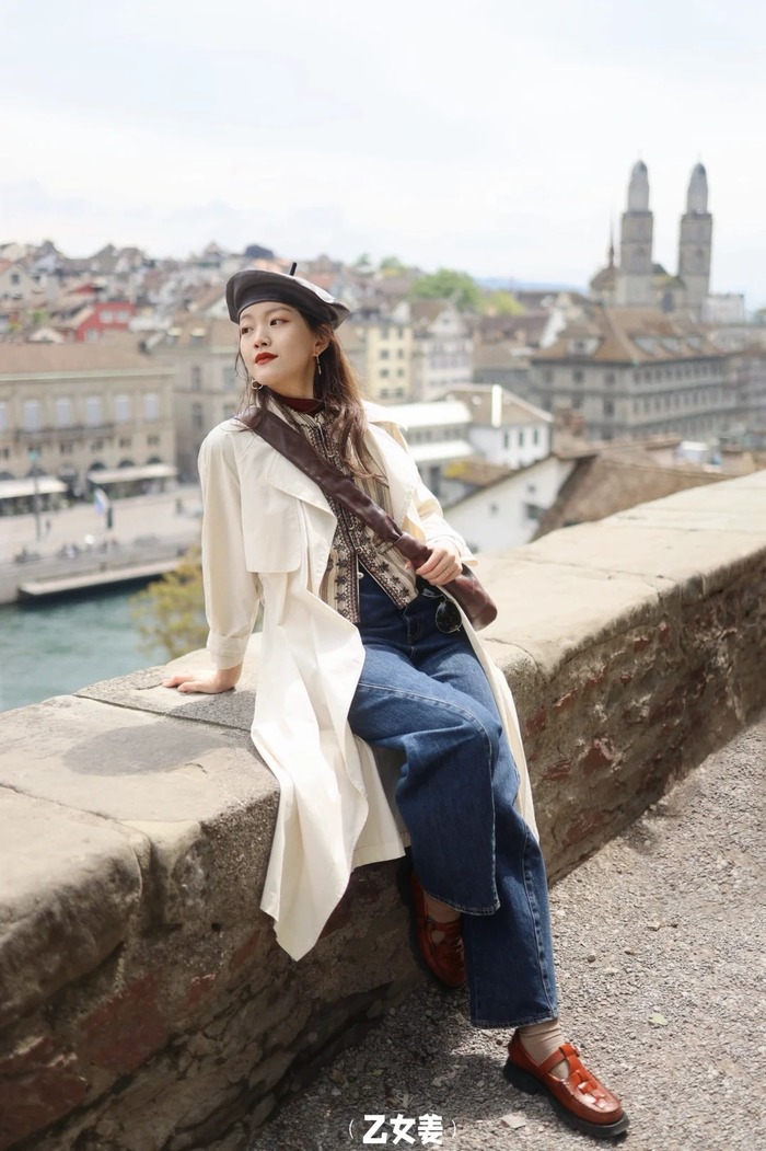 Các trải nghiệm du lịch ở hồ Zurich Thụy Sĩ - Dạo một vòng phố cổ Altstadt