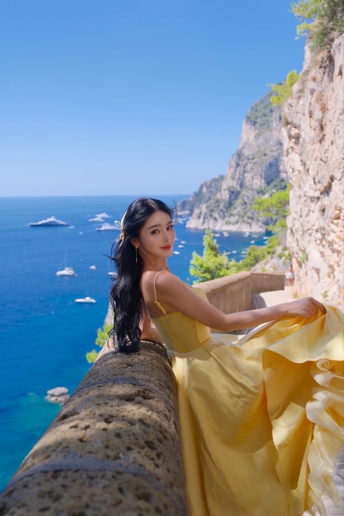 Top các hòn đảo đẹp nổi tiếng ở Ý - Đảo Capri