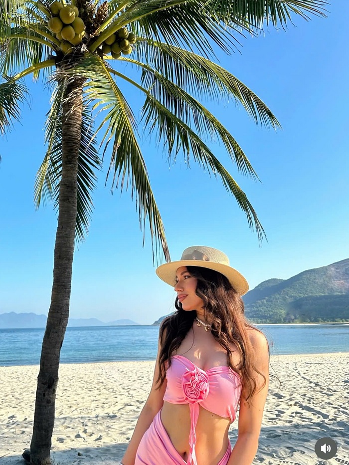 Hòn Tre Nha Trang là hòn đảo lớn nhất trong Vịnh Nha Trang