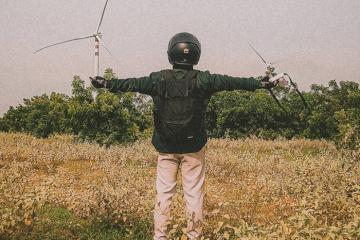 Chàng trai trẻ 22 tuổi đặt mục tiêu đi hết chiều dài đất nước vì muốn biết "Việt Nam mình đẹp ra sao?"