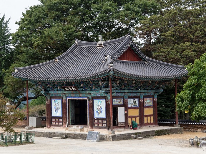 15 ngôi chùa Phật linh thiêng nhất định phải ghé thăm khi du lịch Hàn Quốc