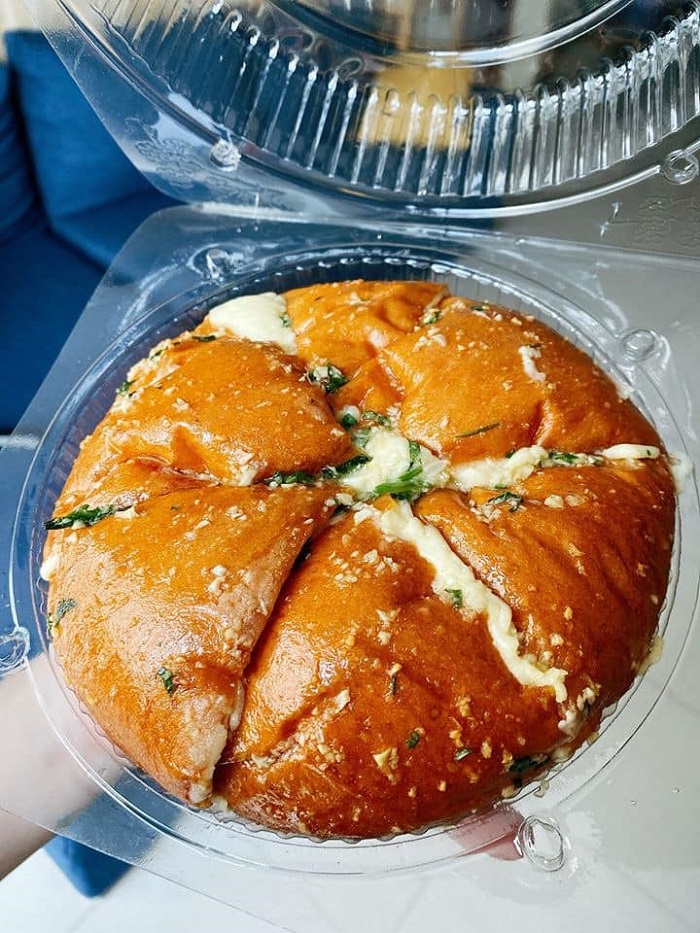 bánh mì bơ tỏi phô mai