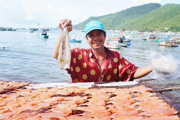 Hòn Mấu ở Nam Du