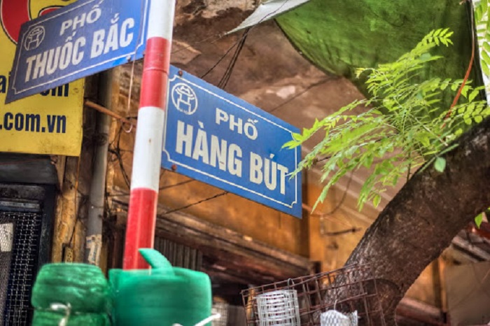 Những con phố ngắn nhất Hà Nội - phố Hàng Bút