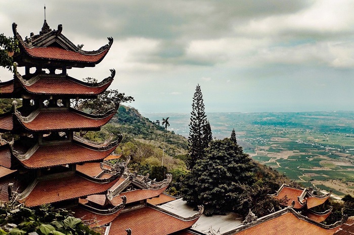 cung đường trekking ở miền Nam - núi Tà Cú
