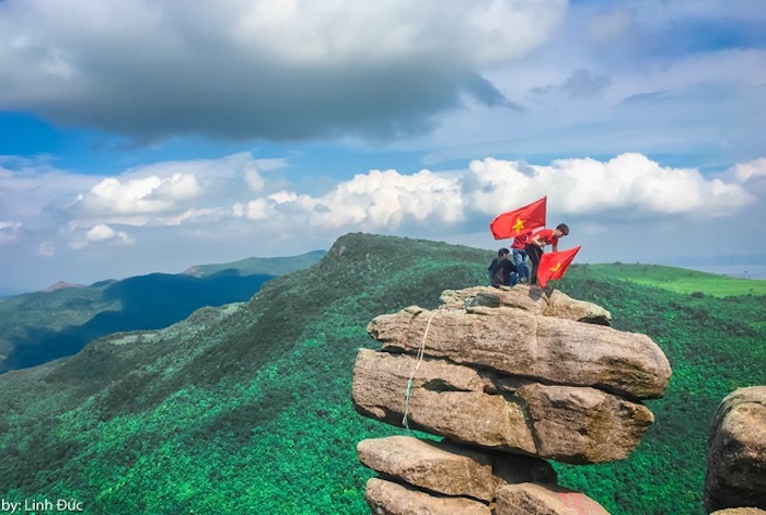 núi đá chồng quảng ninh