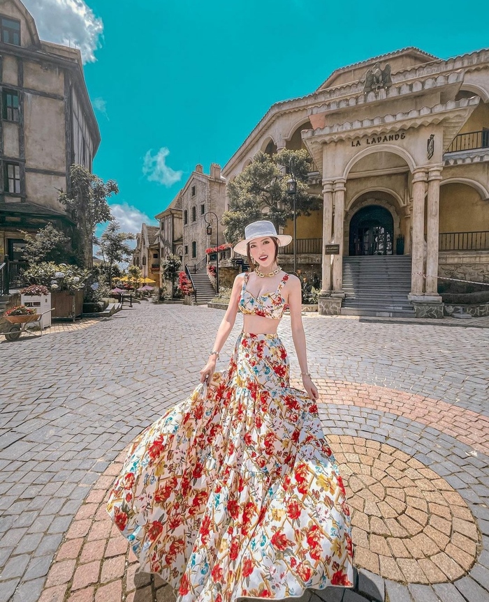 Sống ảo ‘hết nước chấm’ tại các địa điểm du lịch sắc màu ở Đà Nẵng