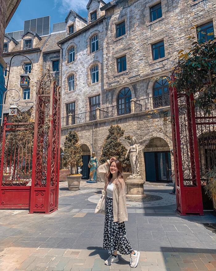 Sống ảo ‘hết nước chấm’ tại các địa điểm du lịch sắc màu ở Đà Nẵng