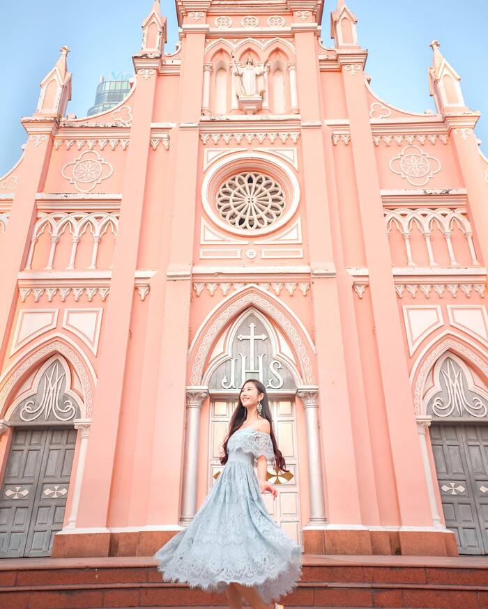 Sống ảo ‘hết nước chấm’ tại các địa điểm du lịch sắc màu ở Đà Nẵng