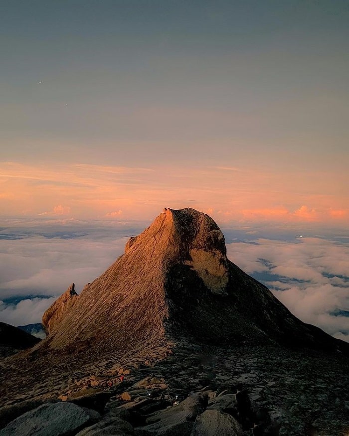 điểm du lịch nổi tiếng ở Malaysia - núi Kinabalu