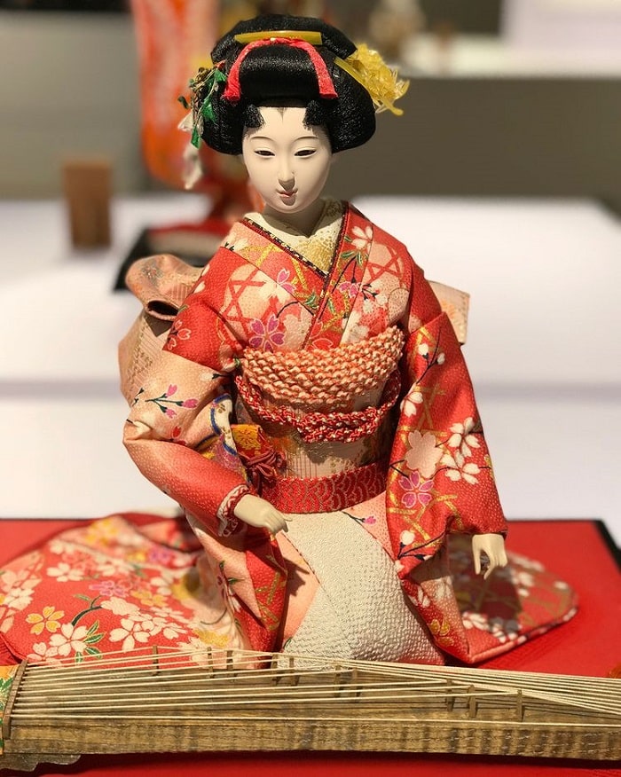 du lịch Kyoto mua gì làm quà - búp bê