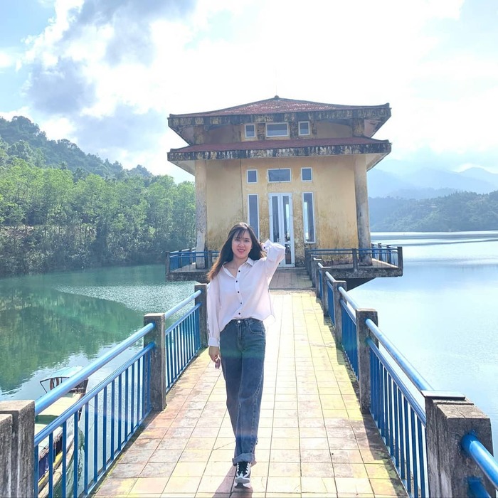 Ghé thăm vãn cảnh các hồ nước đẹp ở Huế - Không thiếu những “Tuyệt Tình Cốc” thơ mộng tại cố đô
