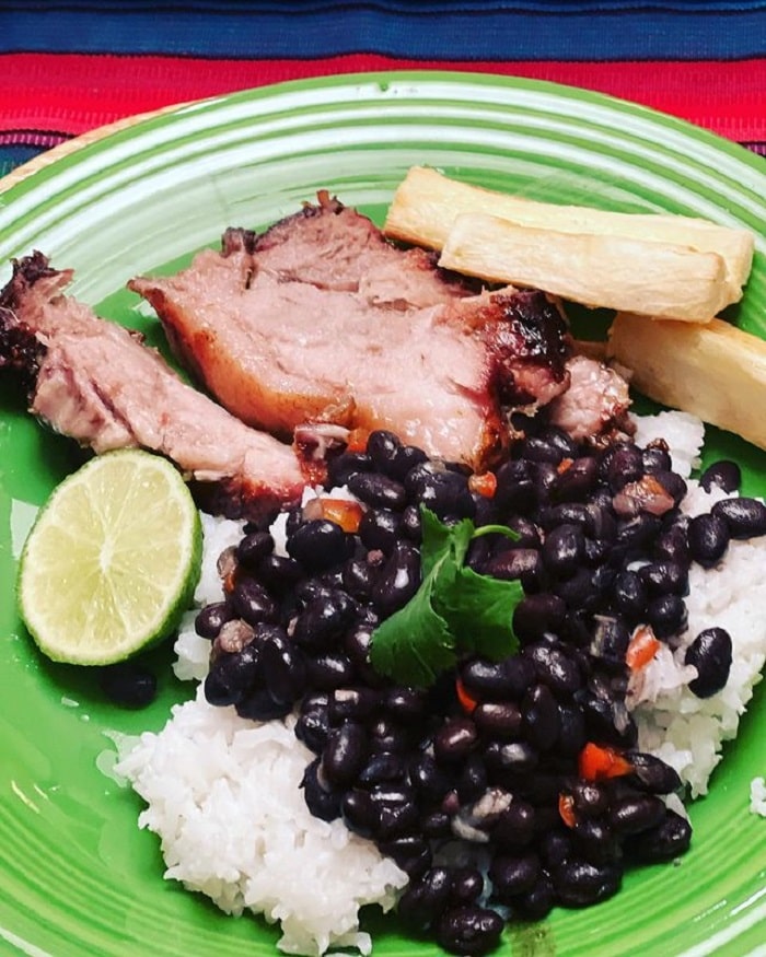 món ngon Cuba - gạo nấu đậu đen