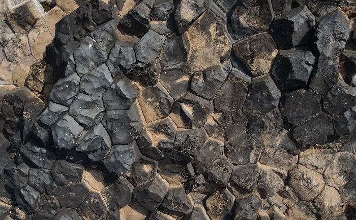 Bãi đá cổ làng Đôn Hyang