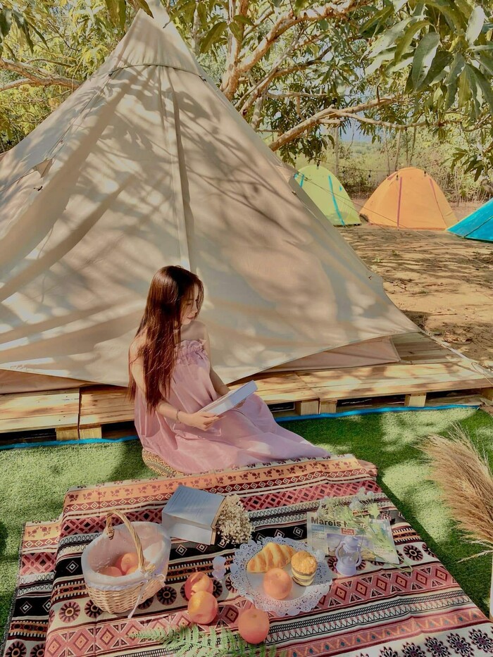 Nếu chưa biết đi đâu chơi ở Sài Gòn bạn có thể lựa chọn Khoai Camping Garden 