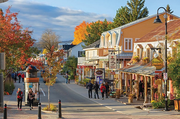 Là thị trấn thú vị nhất Canada, Baie-Saint-Paul mang đến cho du khách vô vàn trải nghiệm văn hóa hấp dẫn