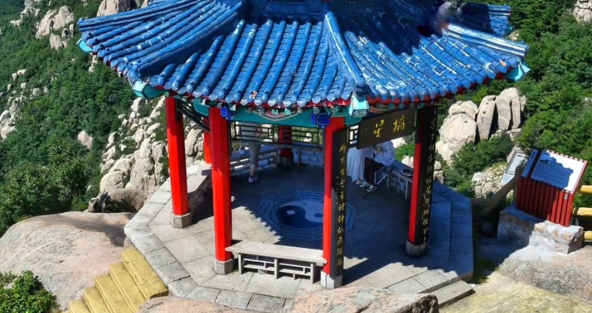 Trekking núi Lô Sơn sẽ là trải nghiệm cực kỳ đáng nhớ