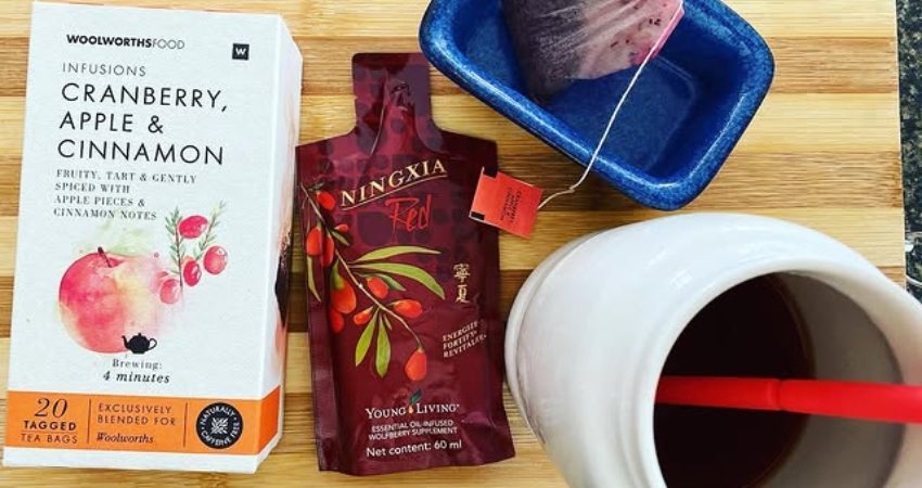 Trà thảo mộc là đặc sản nổi tiếng không thể bỏ lỡ trong cẩm nang du lịch Ninh Hạ