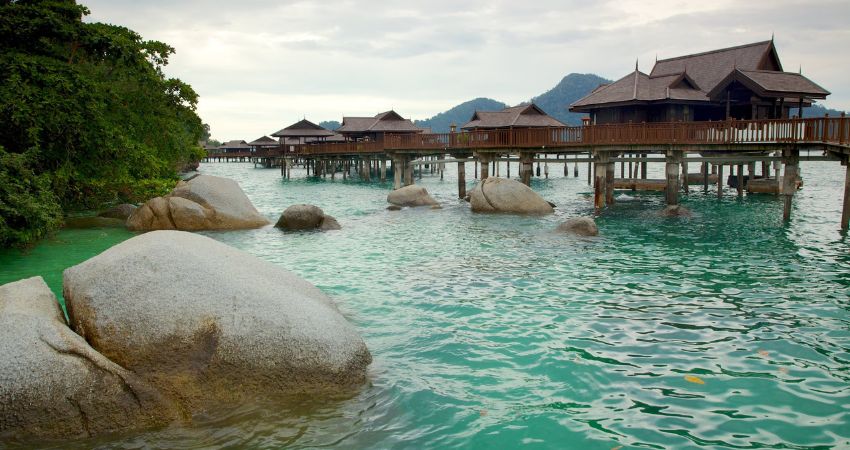 Thời điểm lý tưởng để đến đảo Pangkor là từ tháng 12-3 hằng năm