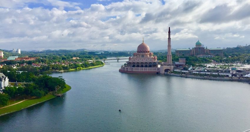 Hồ Putrajaya - cẩm nang du lịch Putrajaya Malaysia