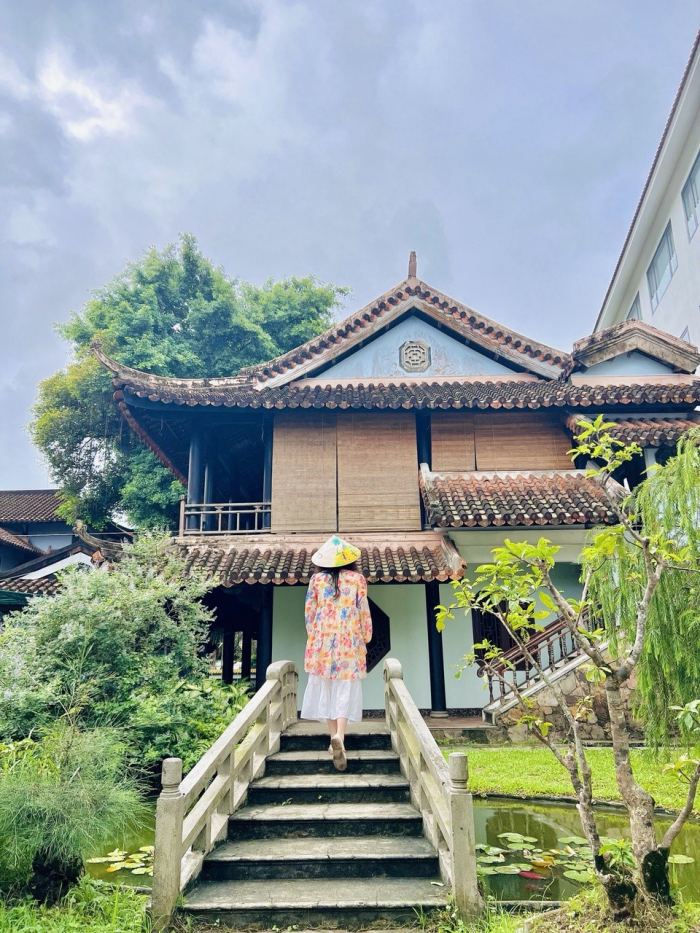 Chùa Huyền Không Sơn Trung Huế 