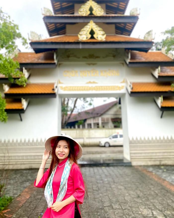 Chùa Huyền Không Sơn Trung Huế 