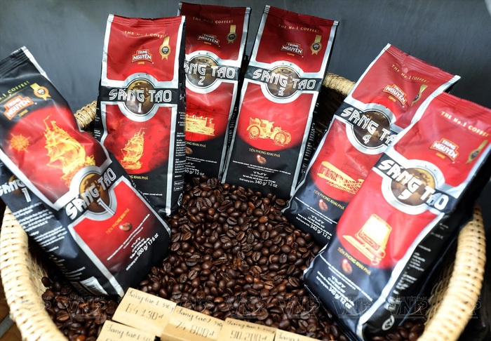 Ghé thăm tượng đài chiến thắng Buôn Ma Thuột - Mua đặc sản làm quà