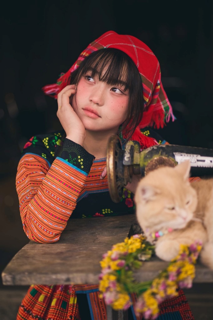 “Vì nét đẹp này rất ngây thơ, rất đơn thuần. Mình nghĩ nếu bỏ lỡ thì sẽ không có lần thứ hai,” anh nói thêm. Nhiếp ảnh gia Nguyễn Văn Thạch`