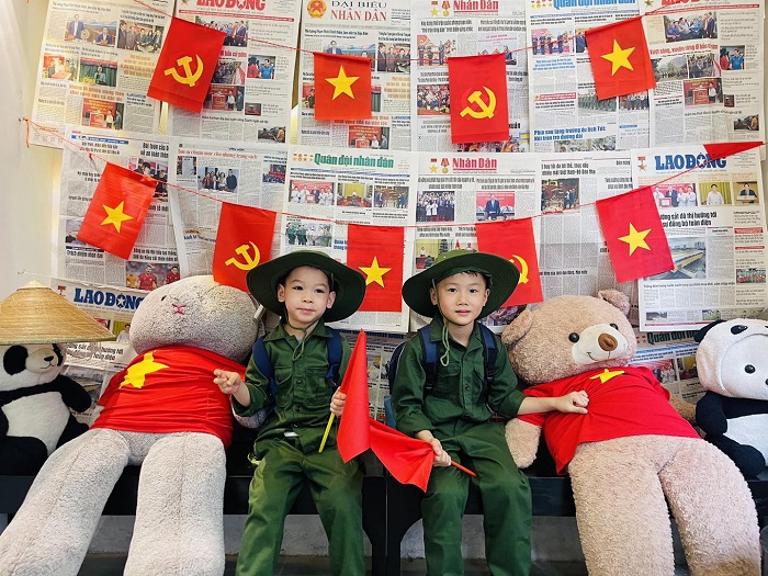 Tới quán cà phê trang trí 30 tháng 4 ở Hà Nội ngay thôi nào