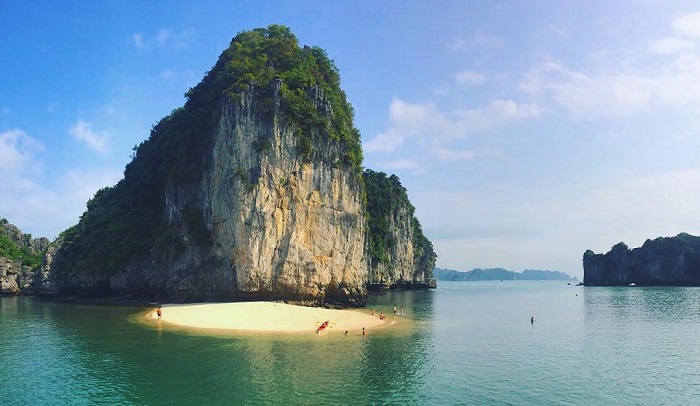 Vạn Bội là một trong những bãi biển đẹp nhất Hải Phòng giữ trọn sự bình yên 