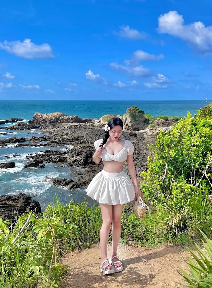 Bãi đá Móng Rồng lên hình siêu đẹp đảo Cô Tô Quảng Ninh 