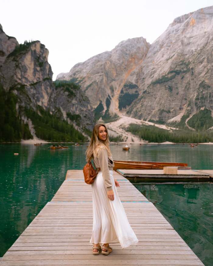 Ghé thăm các địa điểm du lịch nổi tiếng ở xung quanh dãy núi Dolomites Ý