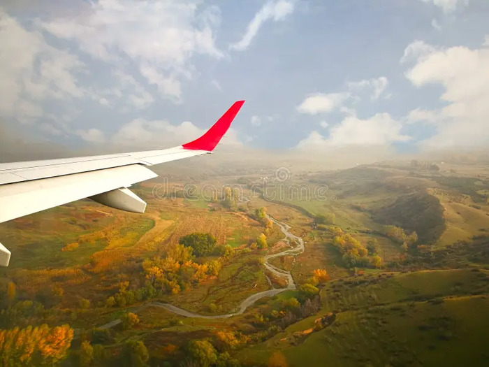 Du lịch Tbilisi Georgia - Phương tiện di chuyển là máy bay