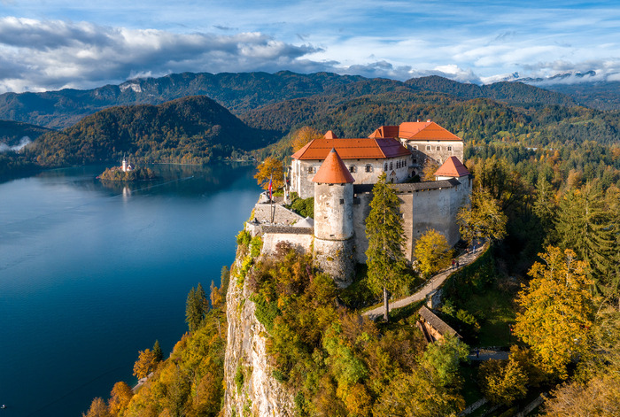 Ghé lâu đài ở hồ Bled Slovenia