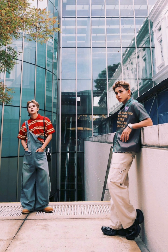 Ở họ, khán giả không chỉ thấy hai nghệ sĩ mà còn thấy hình ảnh của những người bạn lâu năm. 