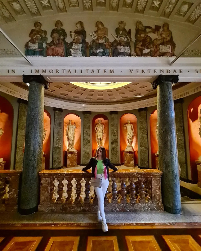 Kinh nghiệm du lịch Milan Italy – Ghé thăm Pinacoteca Ambrosiana Art Gallery 