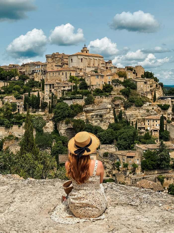 Kinh nghiệm du lịch Provence Pháp - Chiêm ngưỡng các ngôi nhà độc đáo