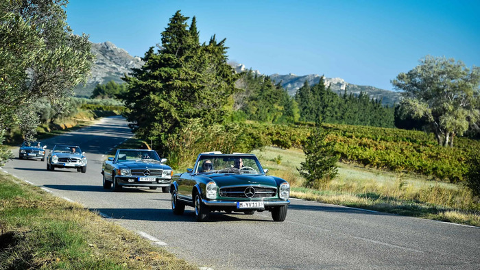 Kinh nghiệm du lịch Provence Pháp - phương tiện di chuyển là xe tự lái