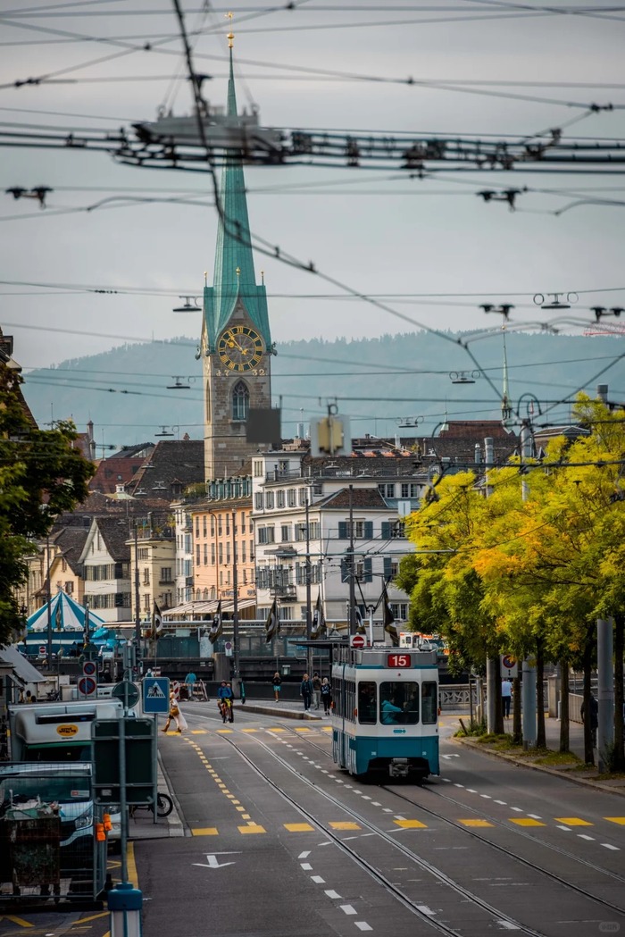 Kinh nghiệm du lịch Zurich Thụy Sĩ - Những lưu ý du khách cần ghi nhớ