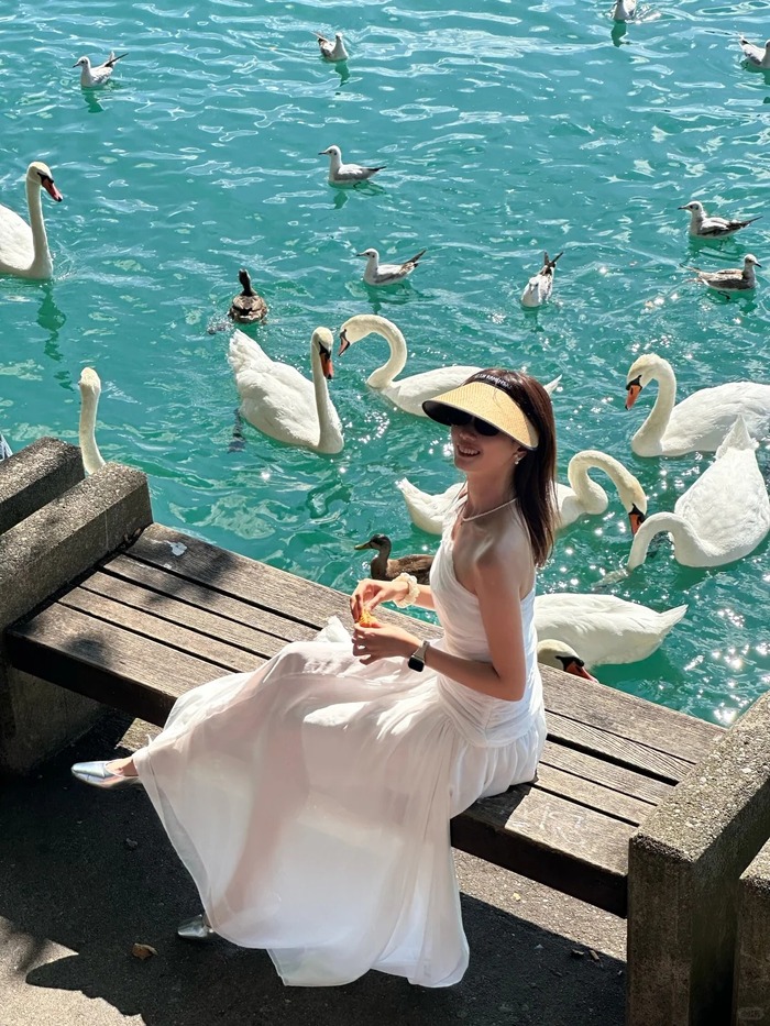 Kinh nghiệm du lịch Zurich Thụy Sĩ - Ghé thăm hồ Zurich