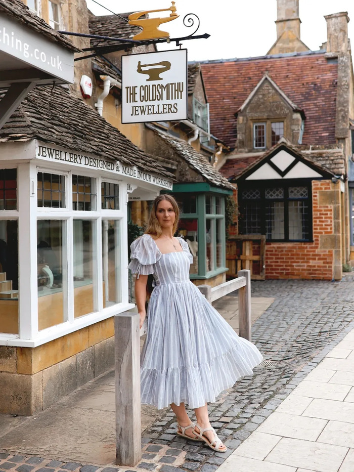 Dạo quanh làng Cotswolds Anh thanh bình