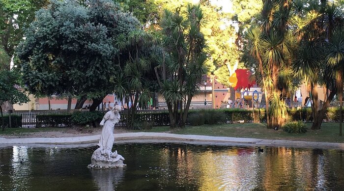 Những địa điểm ngắm mùa phượng tím ở Lisbon Bồ Đào Nha đẹp