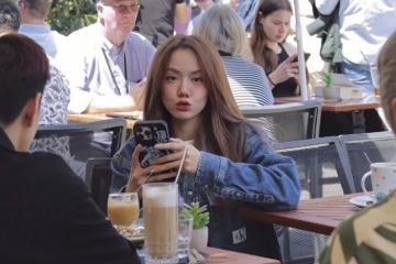 Phương Ly 'hóa người bản địa' giữa lòng nước Đức mộng mơ