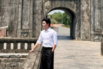 Steven Nguyễn 'trở về' với mảnh đất lửa đạn Quảng Trị