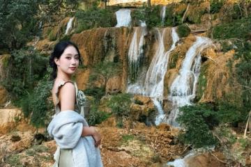 Thác Dải Yếm Mộc Châu như một nàng thơ dịu dàng giữa núi rừng